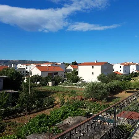 Sasa Kastel Stafilic Croatia *