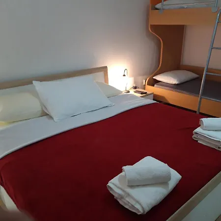 Sasa Kastel Stafilic Croatia *