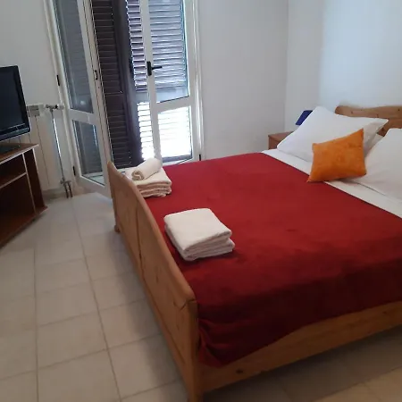 بيت ضيافة Sasa Kastel Stafilic Croatia *