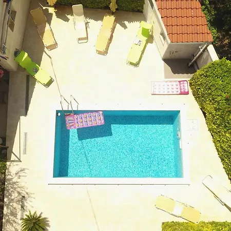 Sasa Kastel Stafilic Croatia