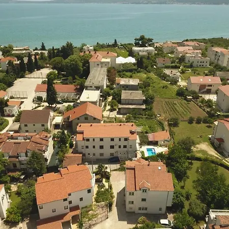 بيت ضيافة Sasa Kastel Stafilic Croatia