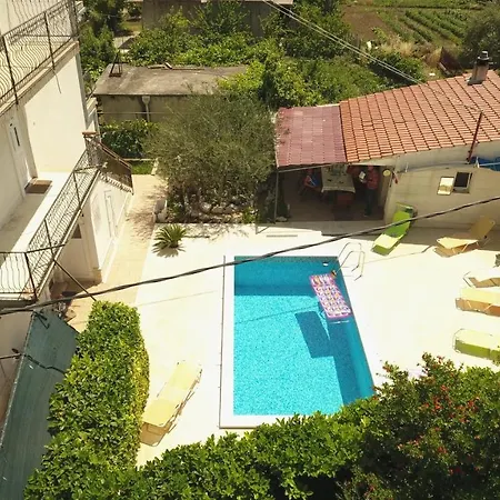 بيت ضيافة Sasa Kastel Stafilic Croatia